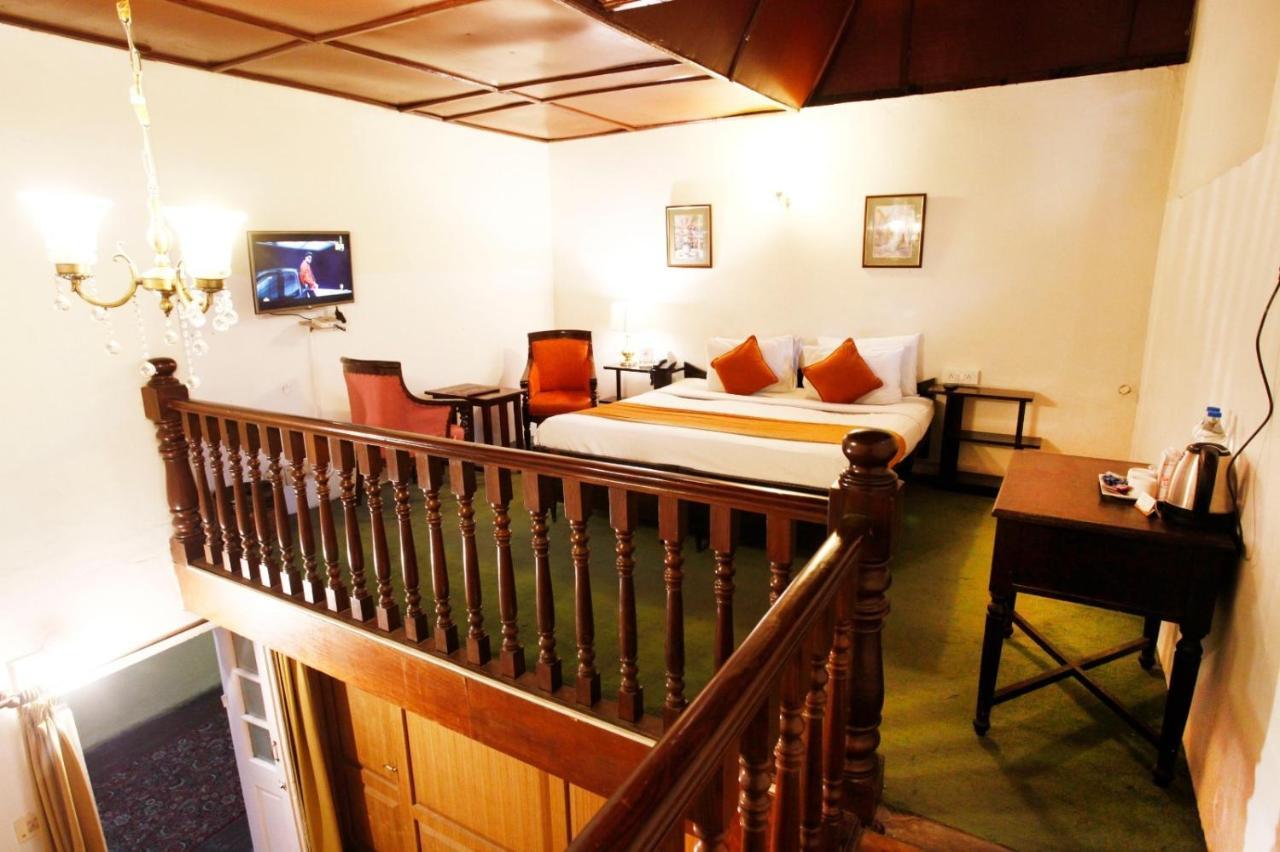 The Palace Belvedere Walkable Distance From Mall Road Naini Tāl Exterior foto