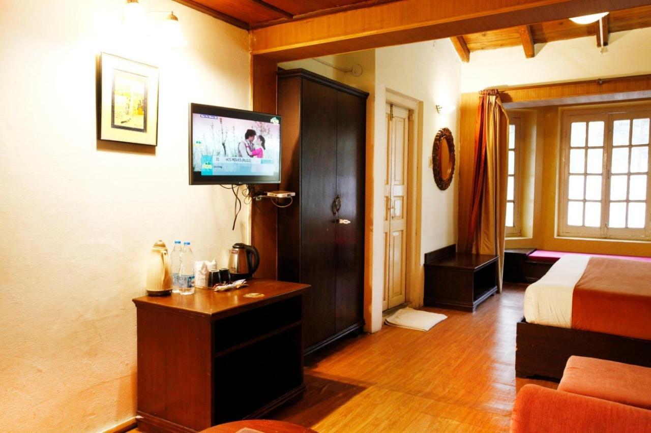 The Palace Belvedere Walkable Distance From Mall Road Naini Tāl Exterior foto